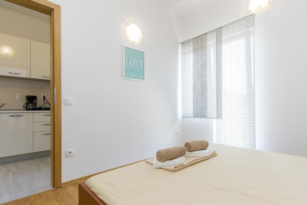 Apartments Zoran Pirovac Dış mekan fotoğraf