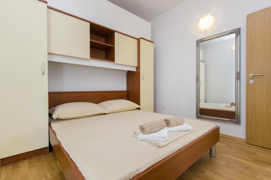Apartments Zoran Pirovac Dış mekan fotoğraf