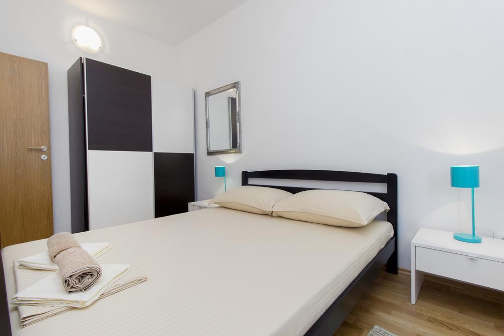 Apartments Zoran Pirovac Dış mekan fotoğraf